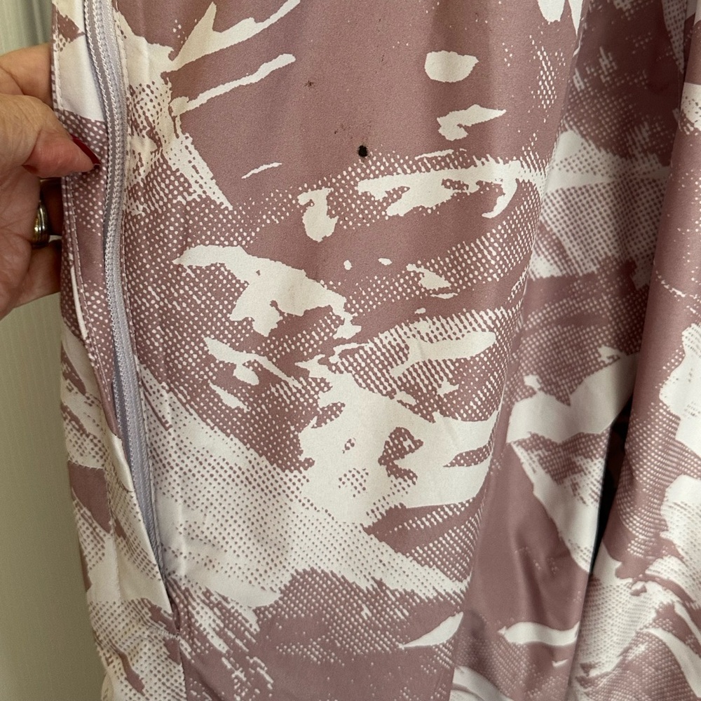 The North Face Women's Lavender Ski Jacket and ski pants. - Picture 2 of 5